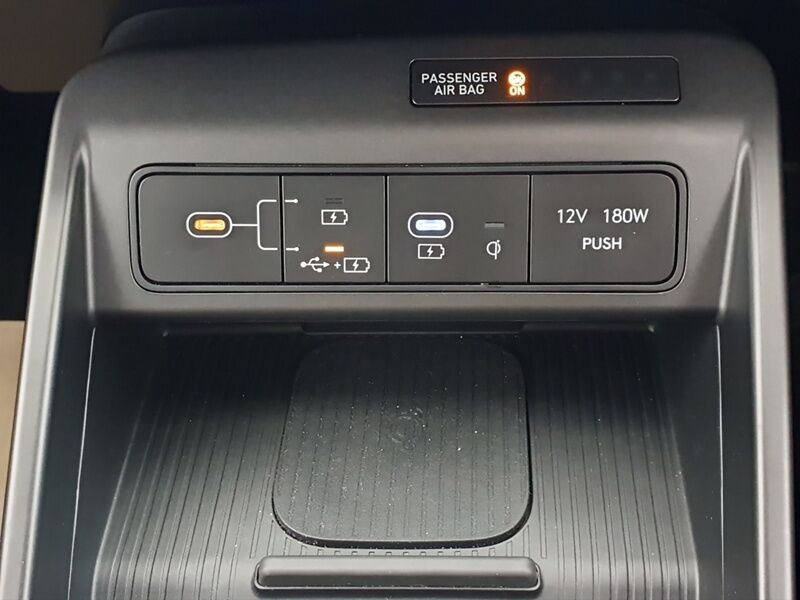 More views of Hyundai KONA