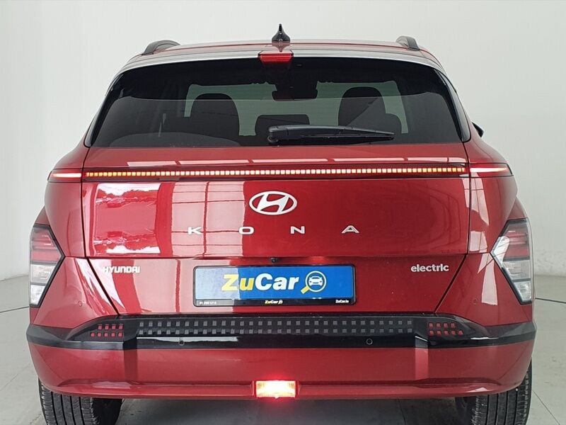 More views of Hyundai KONA