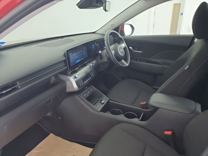 More views of Hyundai KONA