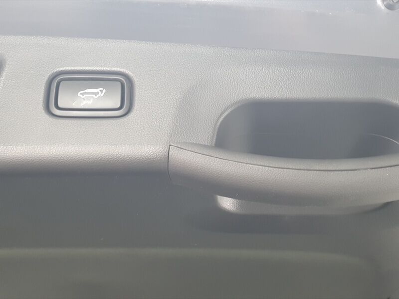 More views of Hyundai Tucson