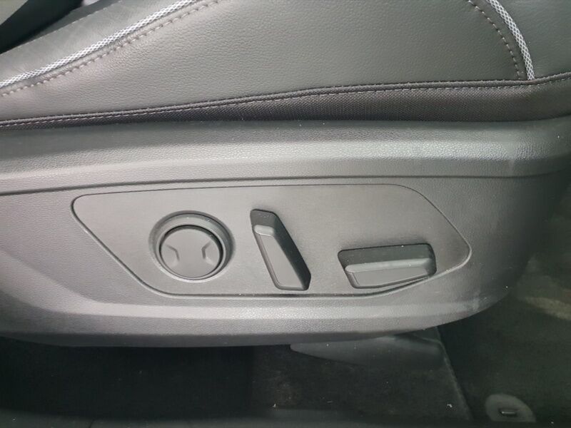 More views of Hyundai Tucson