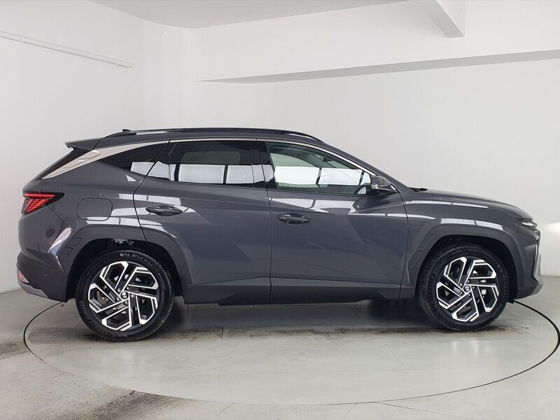 More views of Hyundai Tucson