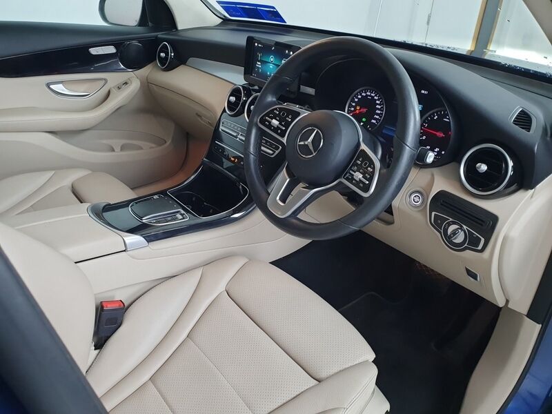 More views of Mercedes-Benz GLC