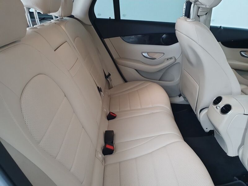 More views of Mercedes-Benz GLC