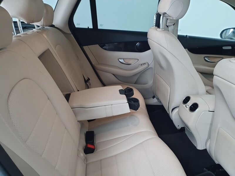 More views of Mercedes-Benz GLC