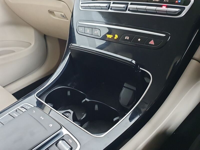 More views of Mercedes-Benz GLC