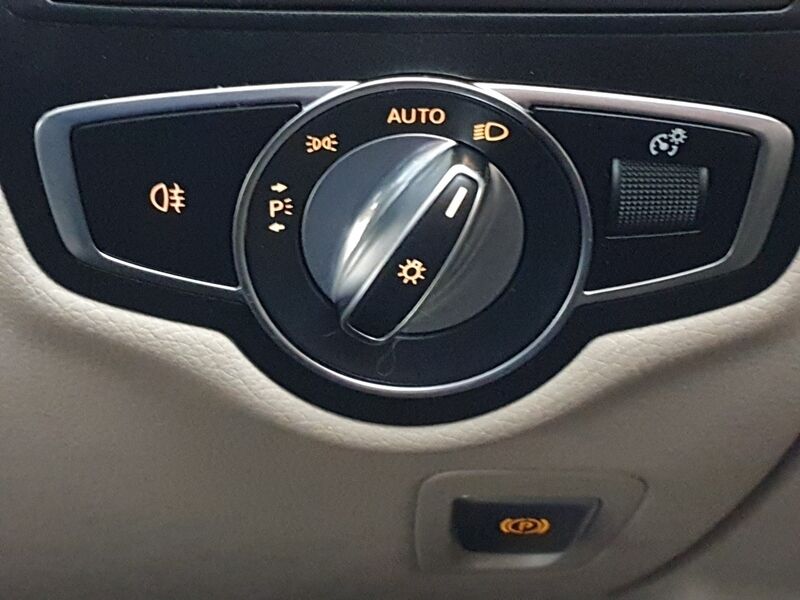 More views of Mercedes-Benz GLC