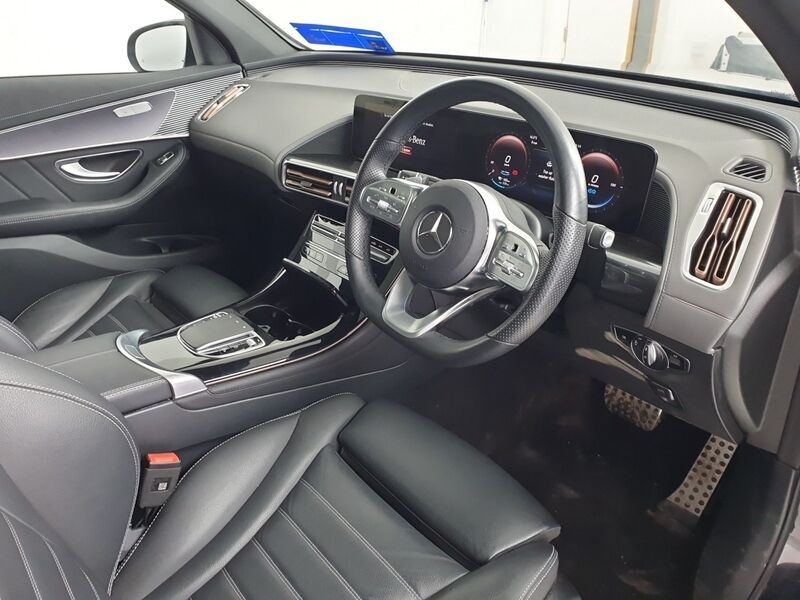 More views of Mercedes-Benz EQC