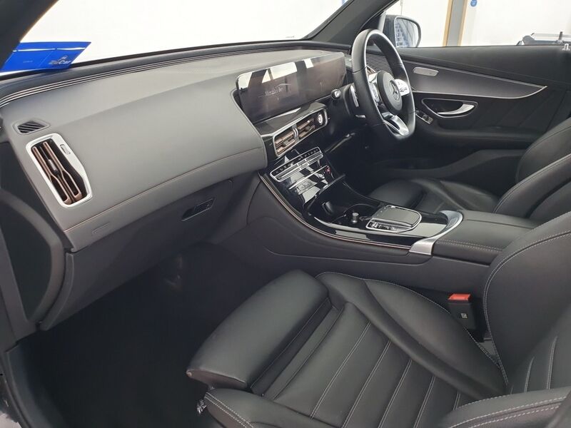 More views of Mercedes-Benz EQC