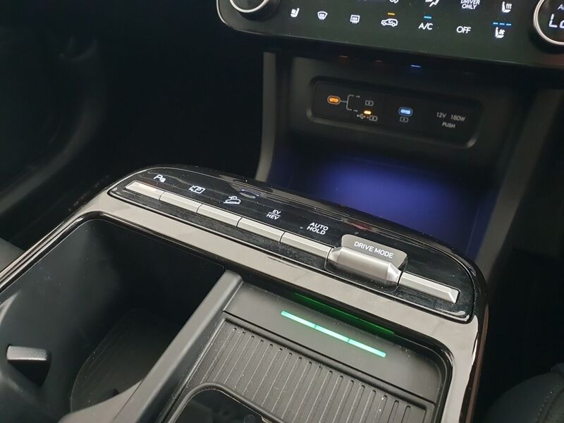 More views of Hyundai Tucson