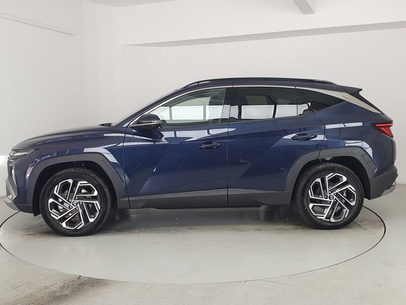 More views of Hyundai Tucson