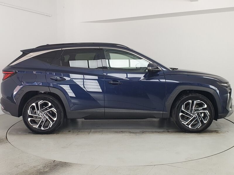 More views of Hyundai Tucson