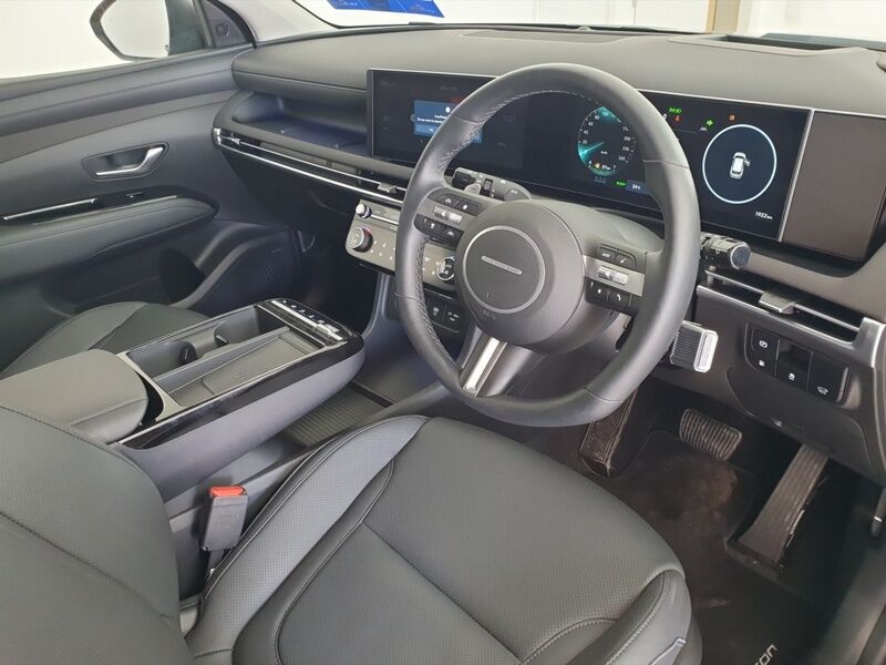 More views of Hyundai Tucson