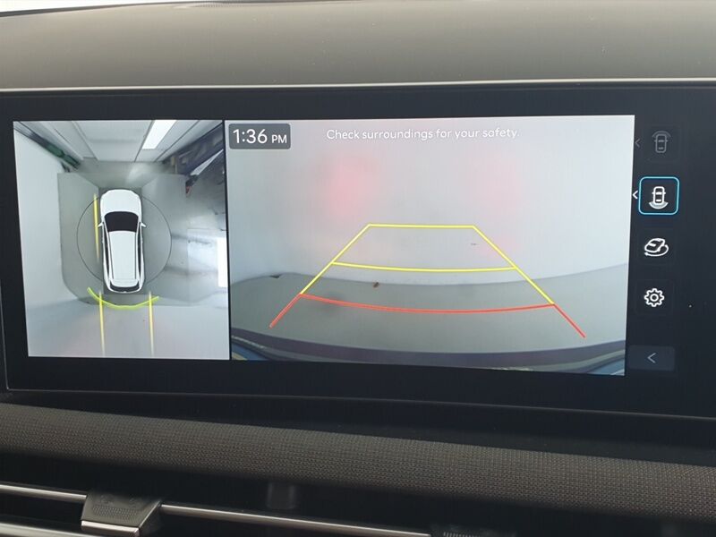 More views of Hyundai Tucson