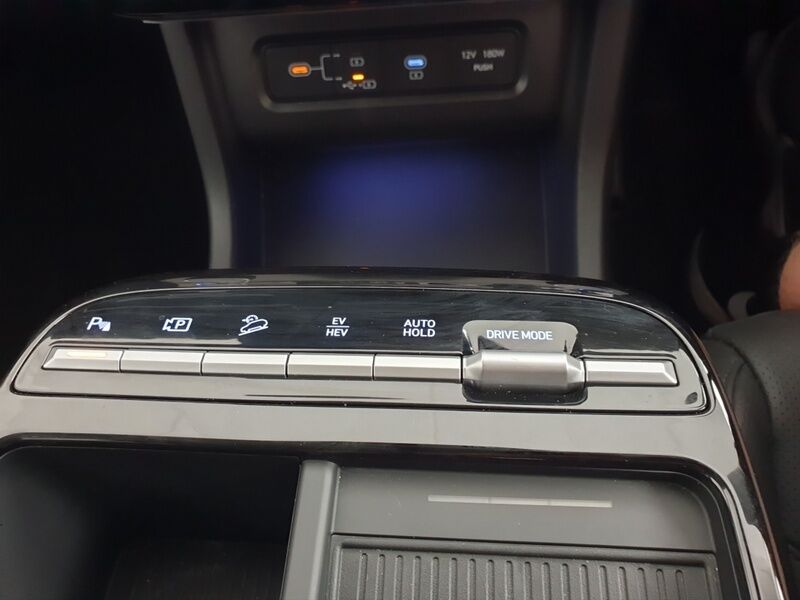 More views of Hyundai Tucson