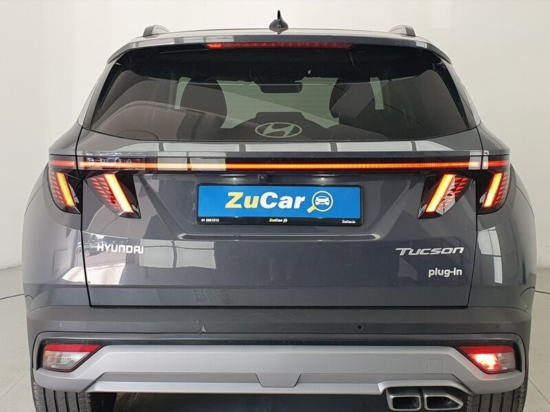 More views of Hyundai Tucson