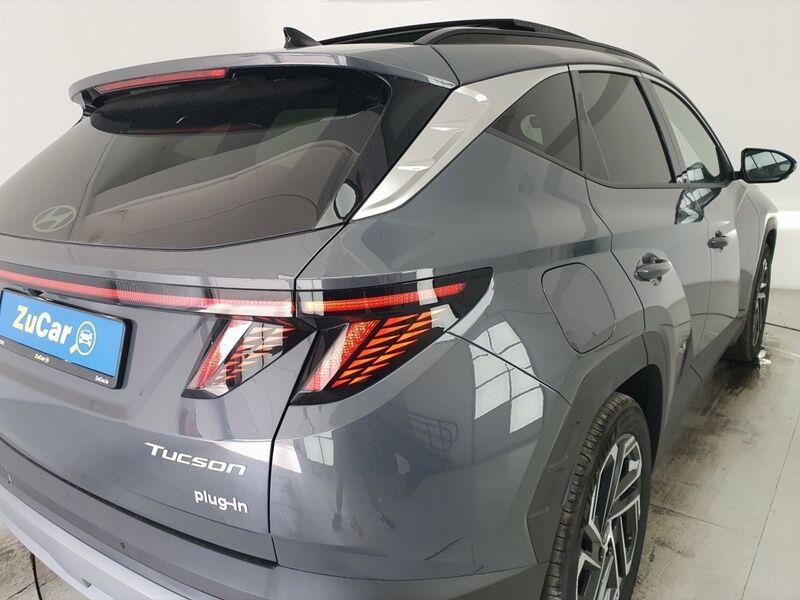 More views of Hyundai Tucson