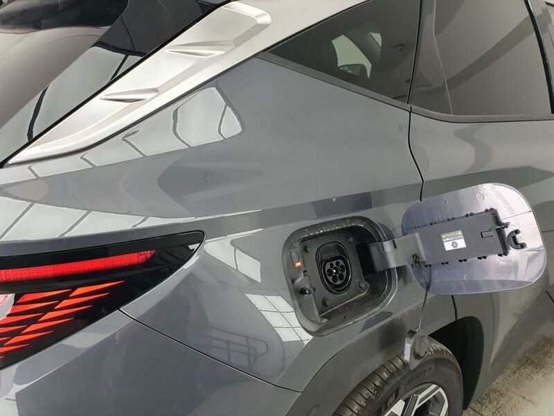 More views of Hyundai Tucson