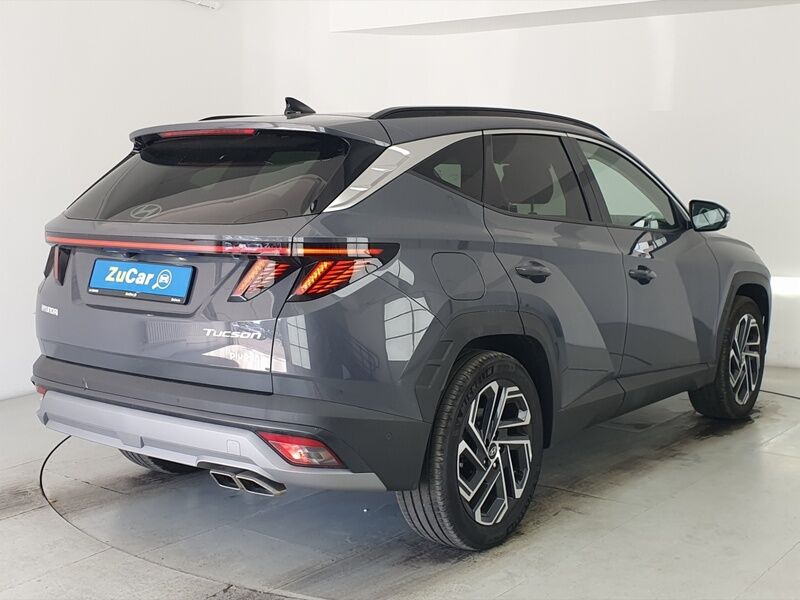 More views of Hyundai Tucson