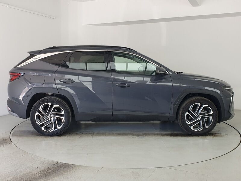 More views of Hyundai Tucson