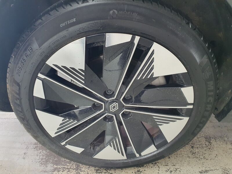 More views of Renault Scenic