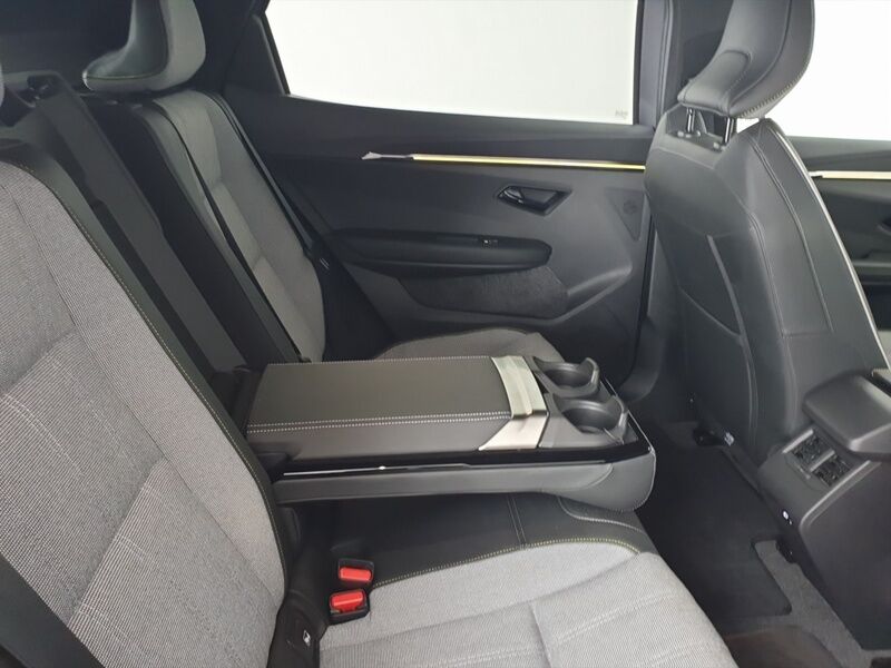 More views of Renault Scenic