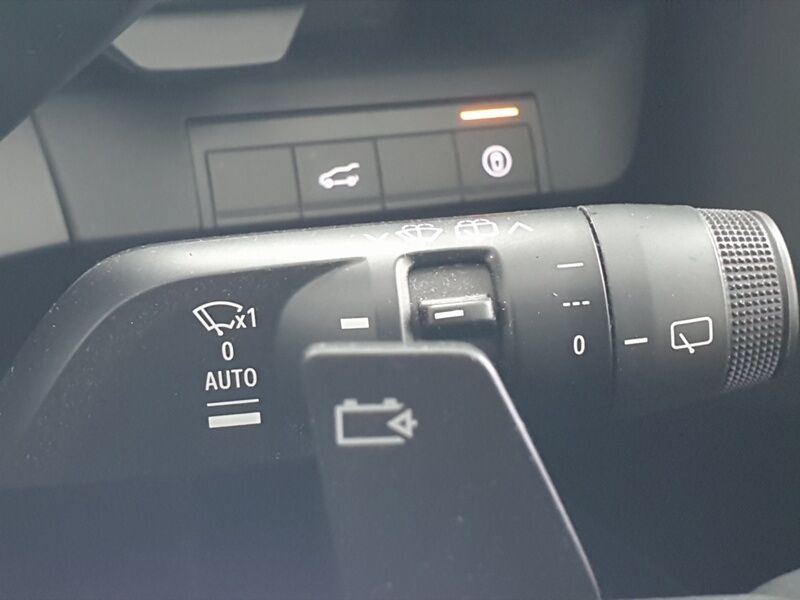 More views of Renault Scenic