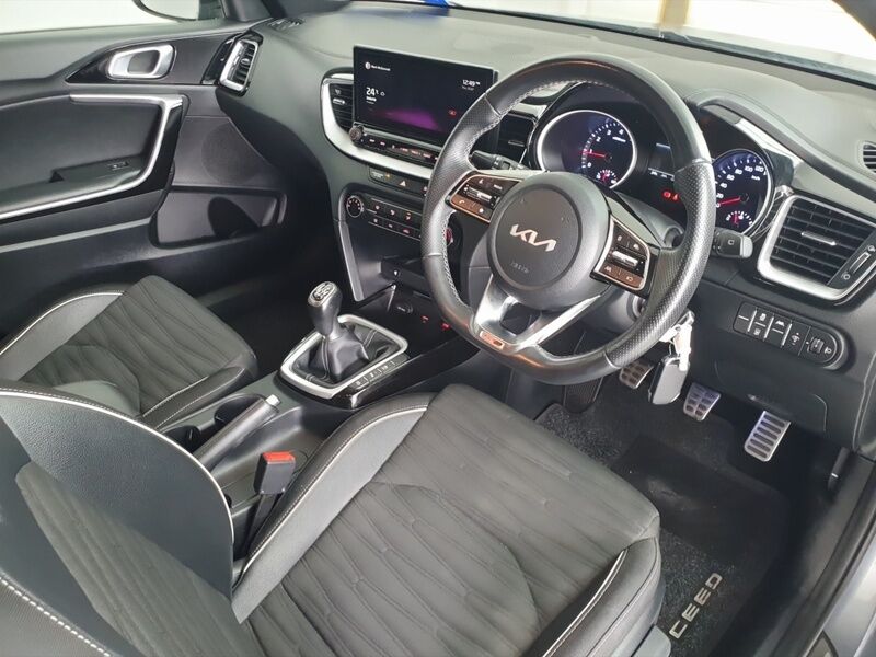 More views of Kia Ceed