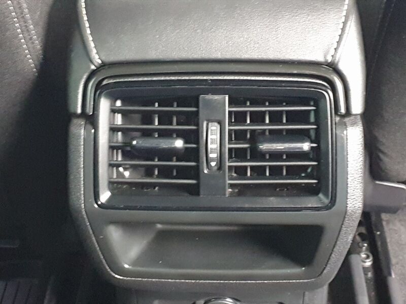 More views of Skoda Karoq
