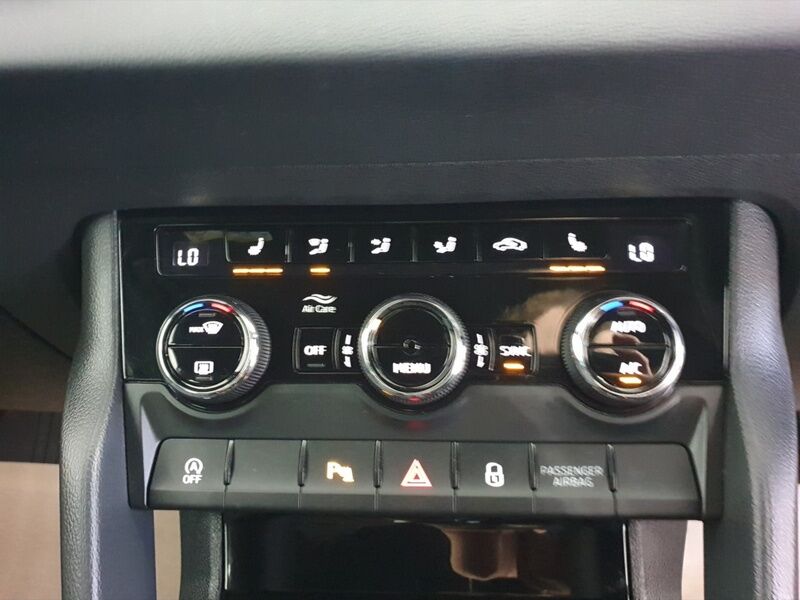 More views of Skoda Karoq
