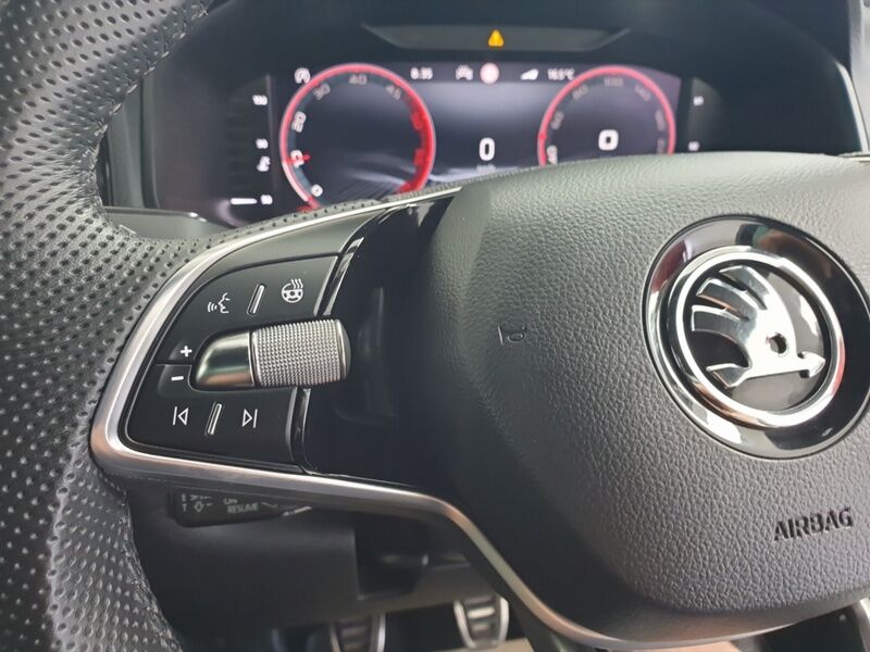 More views of Skoda Karoq