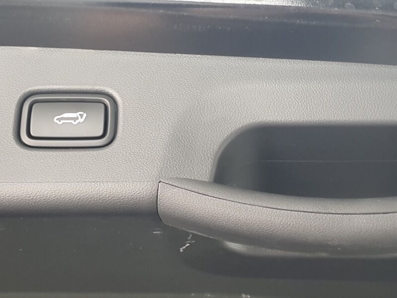 More views of Hyundai Tucson