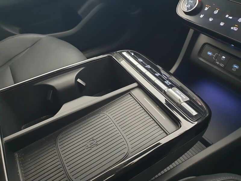 More views of Hyundai Tucson