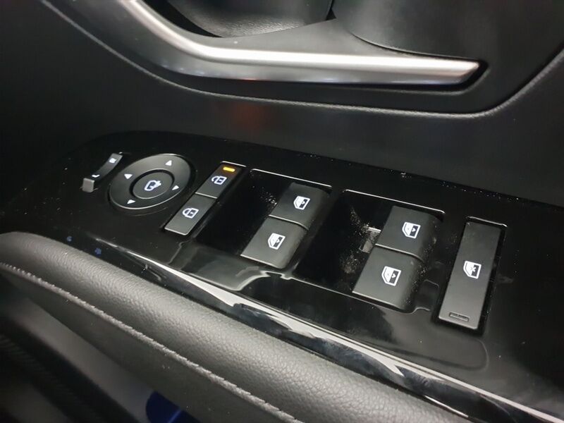 More views of Hyundai Tucson