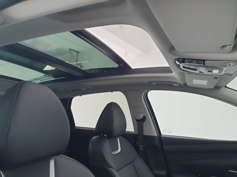 More views of Hyundai Tucson