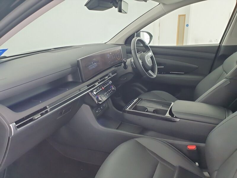 More views of Hyundai Tucson