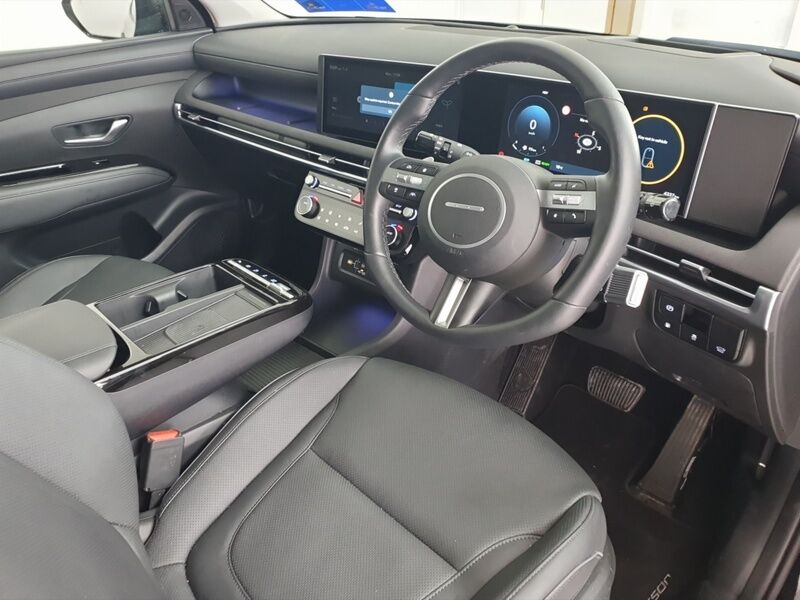 More views of Hyundai Tucson
