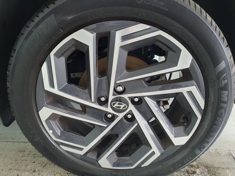 More views of Hyundai Tucson