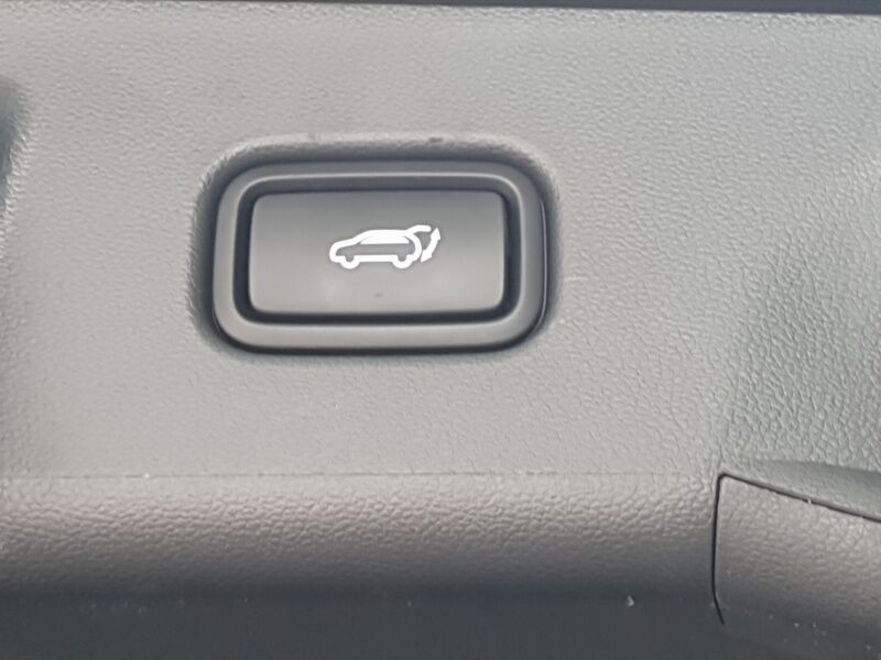 More views of Hyundai Tucson
