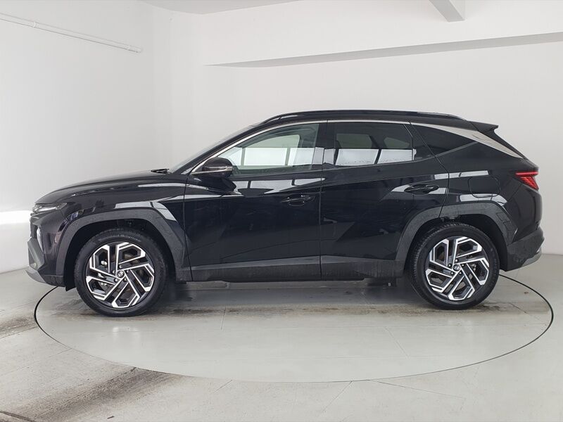 More views of Hyundai Tucson