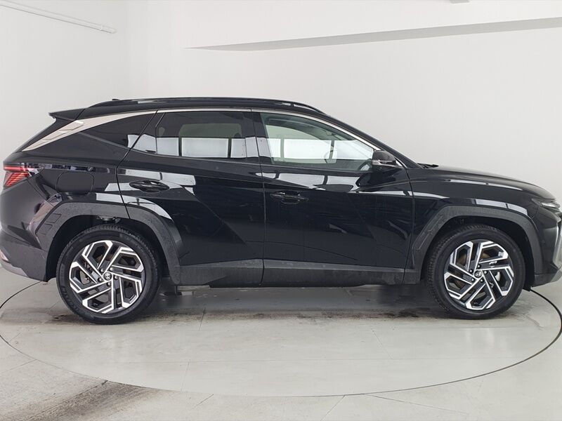 More views of Hyundai Tucson