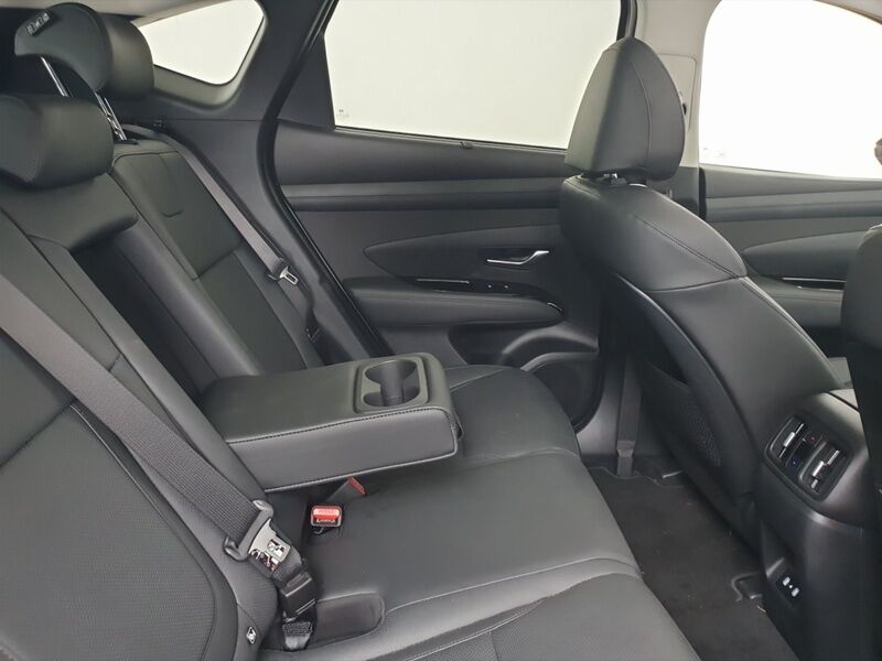 More views of Hyundai Tucson