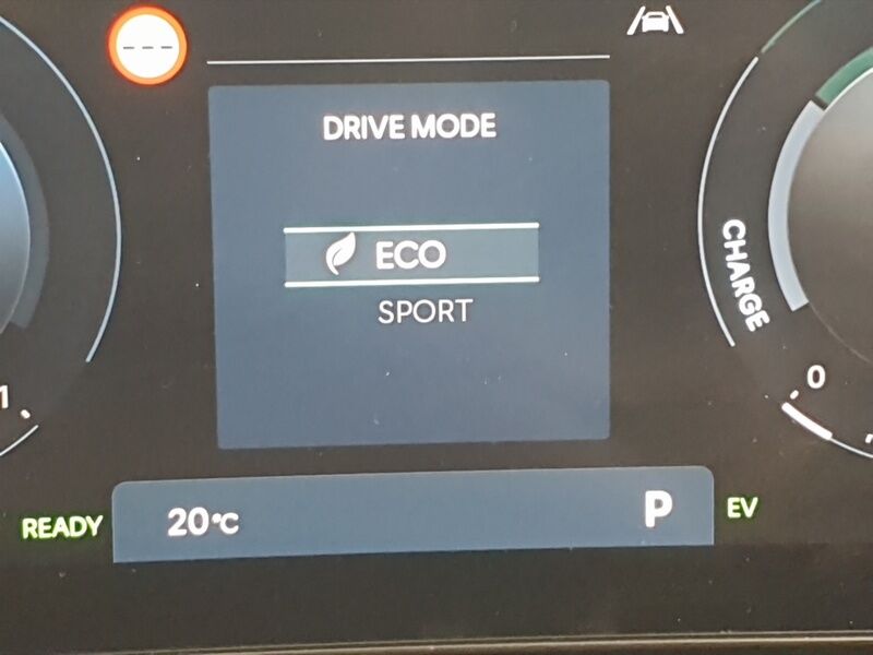 More views of Hyundai Tucson
