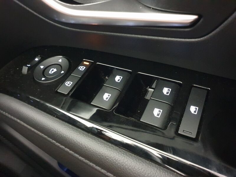 More views of Hyundai Tucson