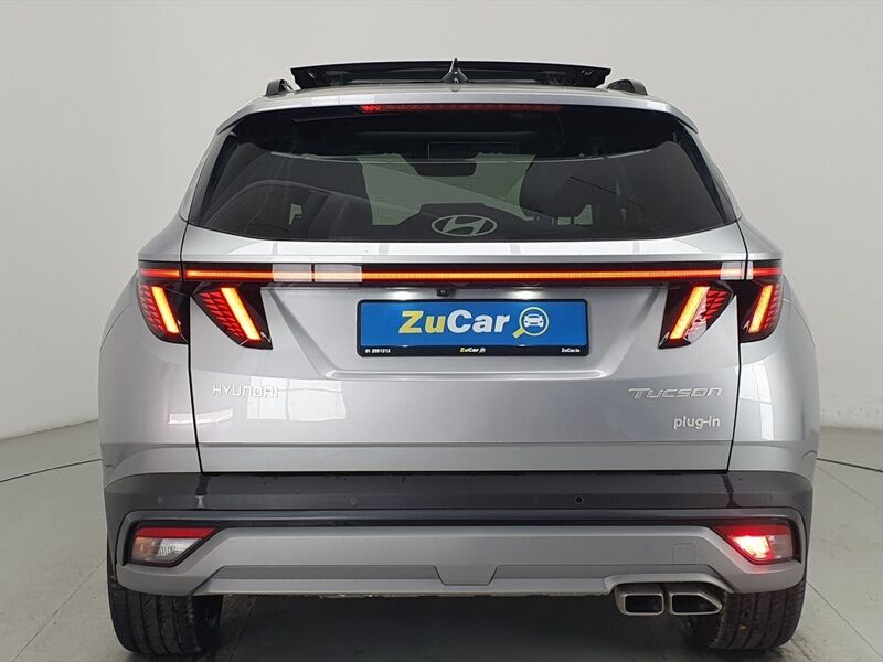 More views of Hyundai Tucson