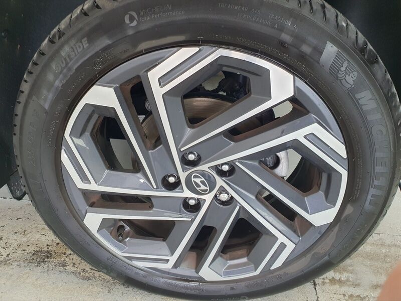 More views of Hyundai Tucson