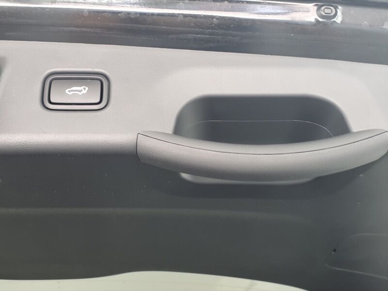More views of Hyundai Tucson