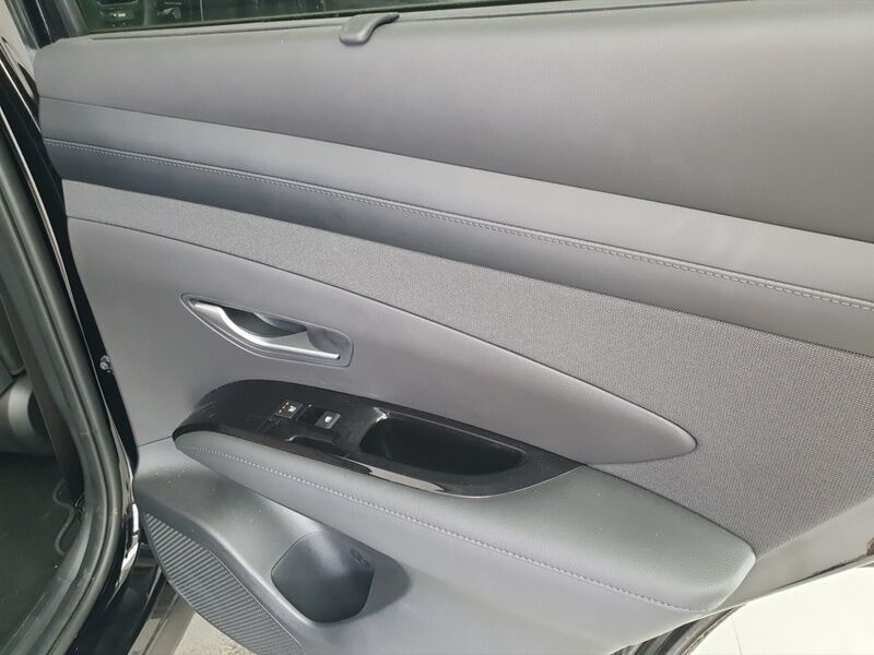 More views of Hyundai Tucson