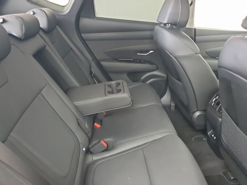 More views of Hyundai Tucson