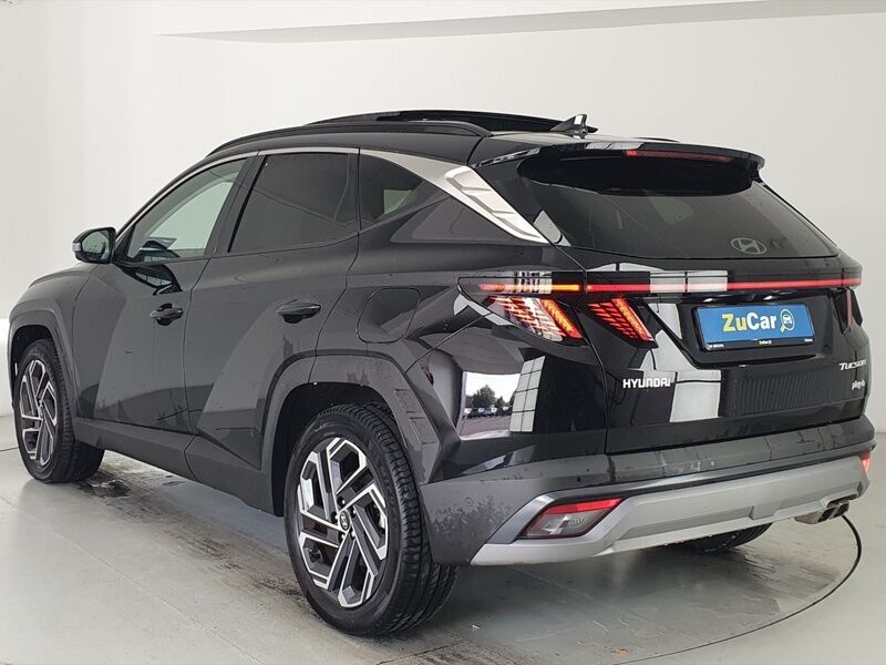 More views of Hyundai Tucson